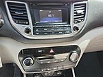 Used 2017 HYUNDAI TUCSON SE in MARGATE, FLORIDA (Photo 20)