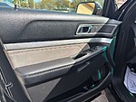 Used 2017 FORD EXPLORER XLT in MARGATE, FLORIDA (Photo 9)