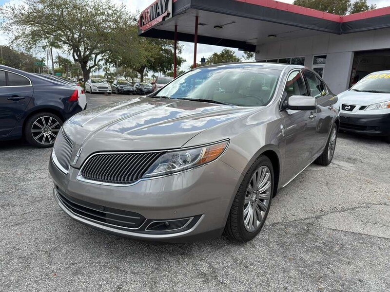 Used 2015 LINCOLN MKS  in MARGATE, FLORIDA