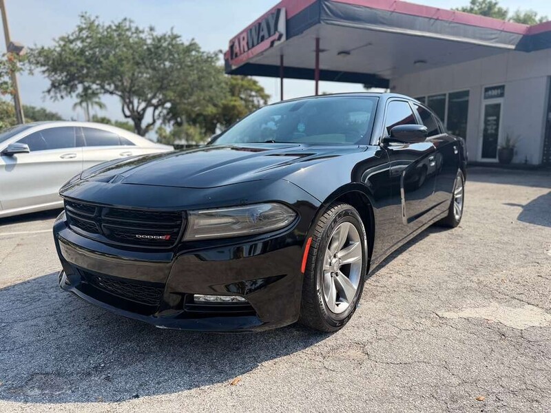 Used 2017 DODGE CHARGER SXT in MARGATE, FLORIDA
