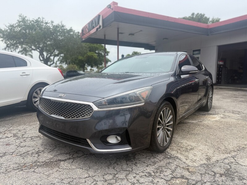 Used 2018 KIA CADENZA PREMIUM in MARGATE, FLORIDA