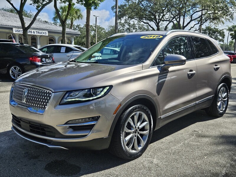 Used 2019 LINCOLN MKC SELECT FWD in PEMBROKE PINES, FLORIDA
