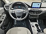 Used 2022 FORD ESCAPE SE FWD in PEMBROKE PINES, FLORIDA (Photo 6)