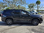 Used 2025 Honda Pilot TRAILSPORT AWD in PEMBROKE PINES, FLORIDA (Photo 11)