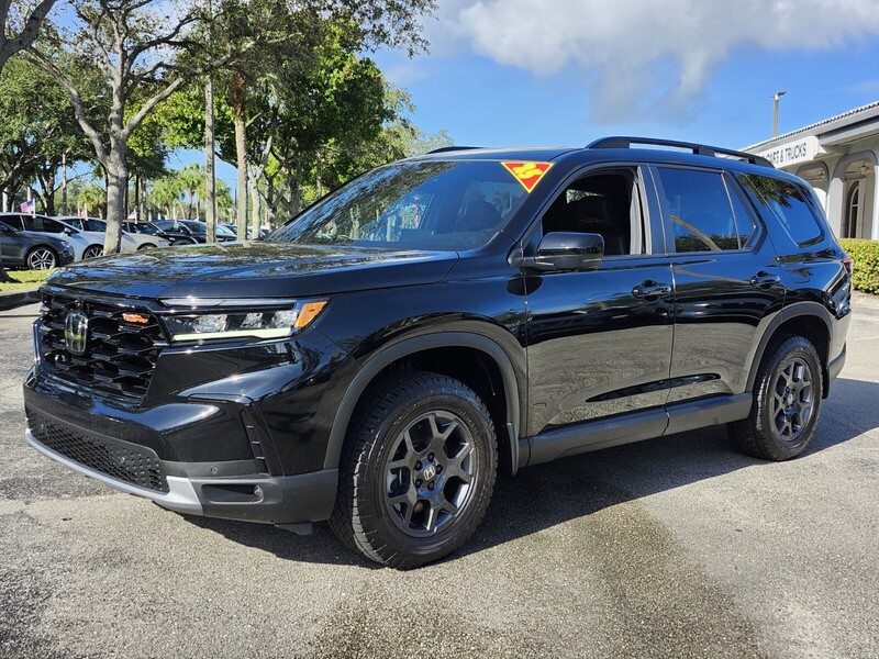 Used 2025 Honda Pilot TRAILSPORT AWD in PEMBROKE PINES, FLORIDA