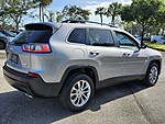 Used 2022 JEEP CHEROKEE LATITUDE LUX FWD in PEMBROKE PINES, FLORIDA (Photo 10)