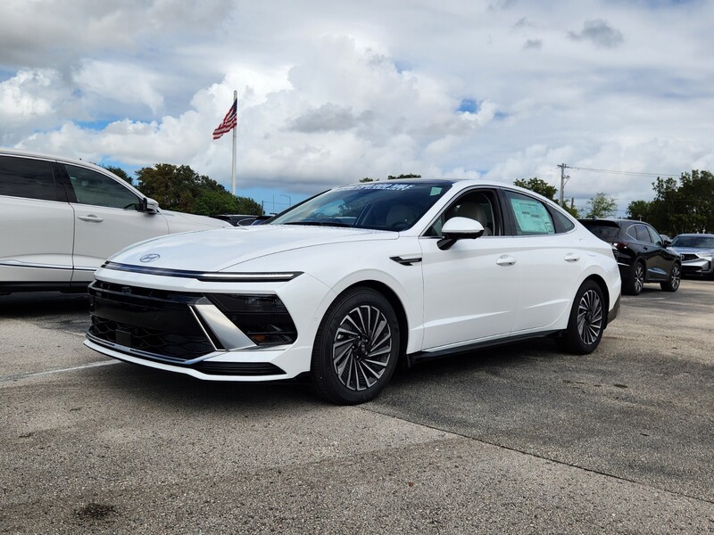 New 2025 HYUNDAI SONATA SEL in PLANTATION, FLORIDA