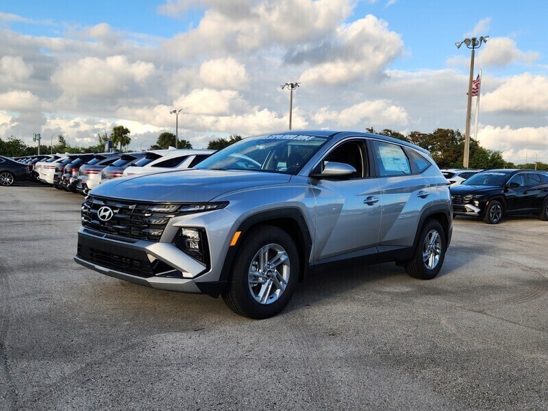 New 2025 HYUNDAI TUCSON SE in PLANTATION, FLORIDA