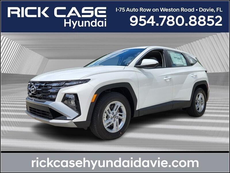 New 2025 HYUNDAI TUCSON SE in PLANTATION, FLORIDA