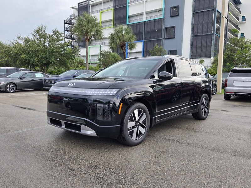 New 2026 HYUNDAI IONIQ 9 SEL in PLANTATION, FLORIDA