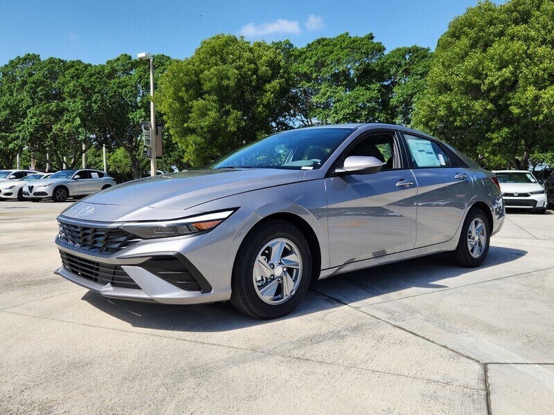 New 2025 HYUNDAI ELANTRA SE in PLANTATION, FLORIDA