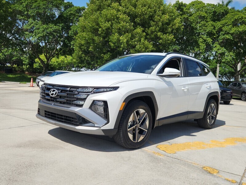 New 2026 HYUNDAI TUCSON SEL in PLANTATION, FLORIDA