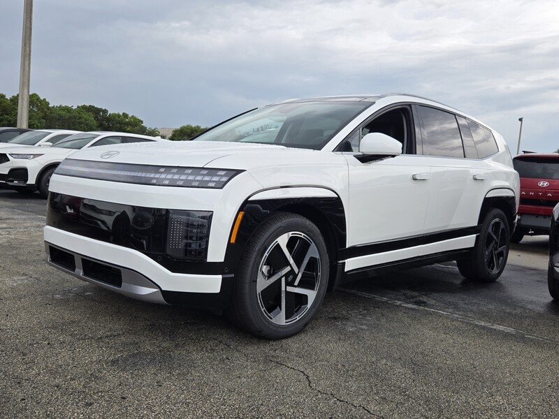 New 2026 HYUNDAI IONIQ 9 PERFORMANCE LIMITED AWD in PLANTATION, FLORIDA