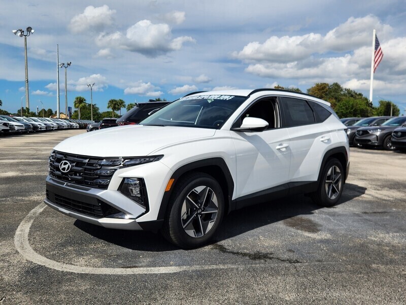 New 2026 HYUNDAI TUCSON SEL in PLANTATION, FLORIDA