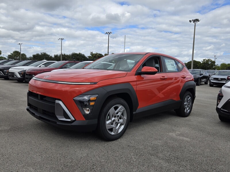 New 2026 HYUNDAI KONA SE in PLANTATION, FLORIDA