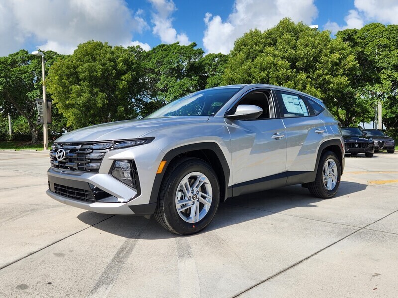 New 2026 HYUNDAI TUCSON SE in PLANTATION, FLORIDA