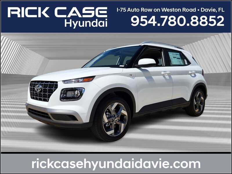New 2025 HYUNDAI VENUE SEL in PLANTATION, FLORIDA
