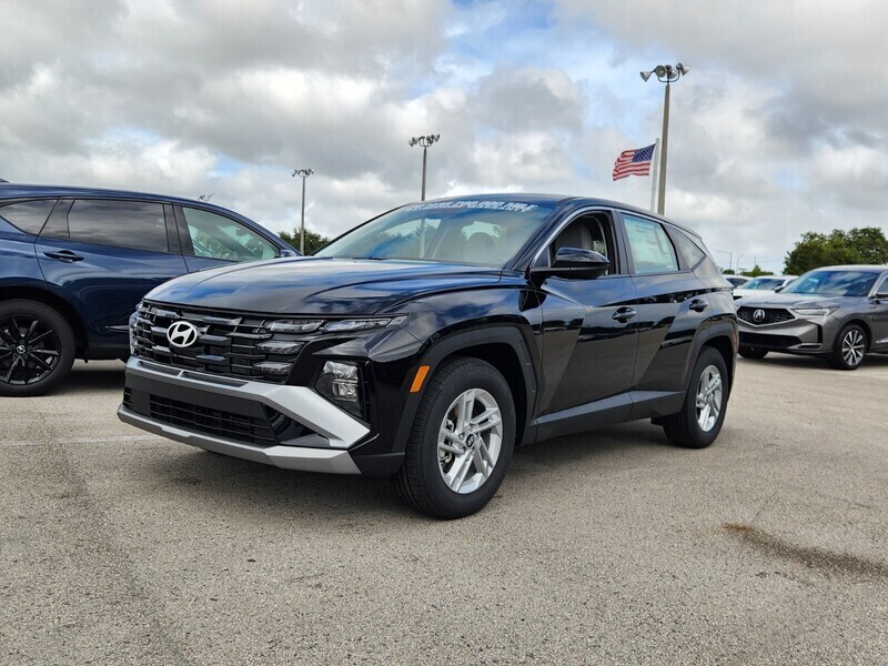 New 2026 HYUNDAI TUCSON SE in PLANTATION, FLORIDA