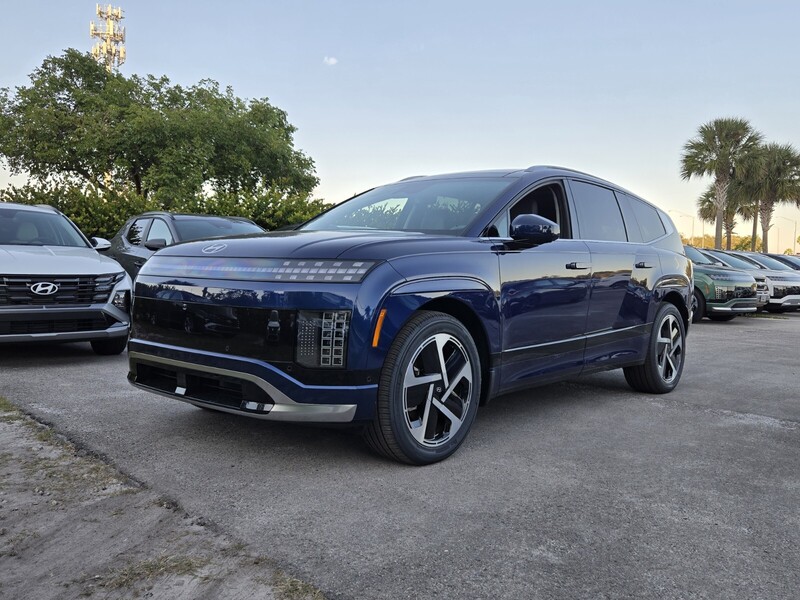 New 2026 HYUNDAI IONIQ 9 PERFORMANCE CALLIGRAPHY in PLANTATION, FLORIDA
