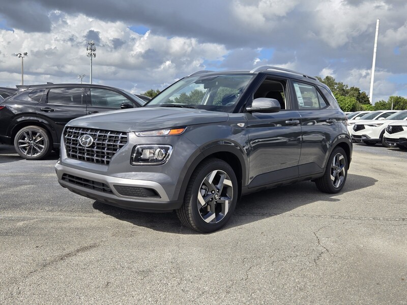 New 2026 HYUNDAI VENUE SEL in PLANTATION, FLORIDA