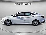 New 2026 HYUNDAI ELANTRA SE in PLANTATION, FLORIDA (Photo 2)
