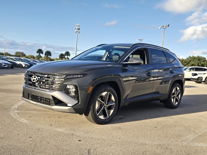 New 2026 HYUNDAI TUCSON SEL PREMIUM in PLANTATION, FLORIDA