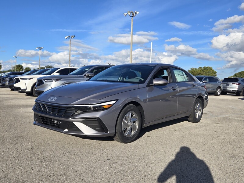 New 2026 HYUNDAI ELANTRA SE in PLANTATION, FLORIDA