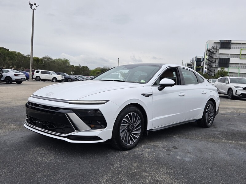 New 2026 HYUNDAI SONATA LIMITED in PLANTATION, FLORIDA