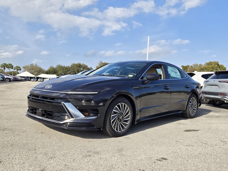 New 2026 HYUNDAI SONATA LIMITED in PLANTATION, FLORIDA