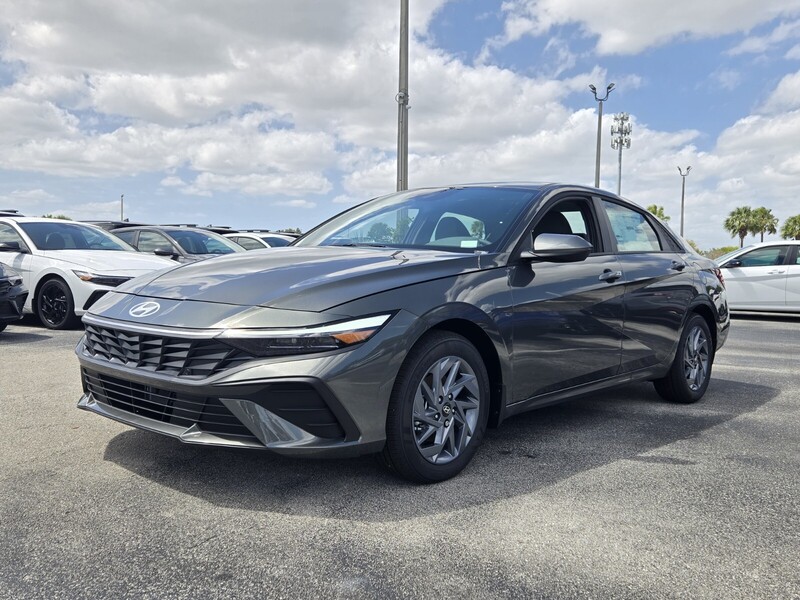 New 2026 HYUNDAI ELANTRA HYBRID BLUE in PLANTATION, FLORIDA