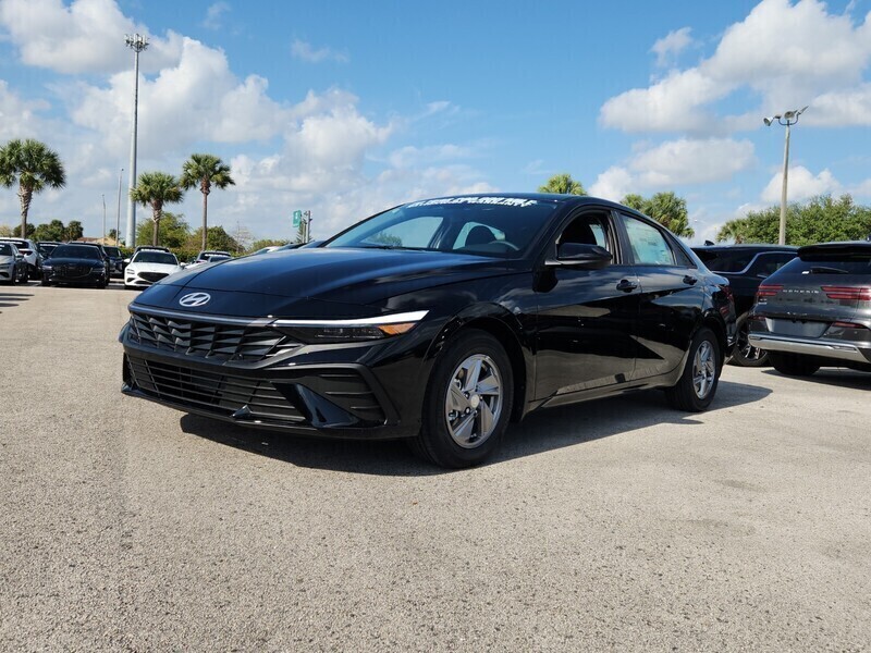 New 2026 HYUNDAI ELANTRA SE in PLANTATION, FLORIDA