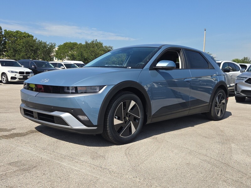 New 2026 HYUNDAI IONIQ 5 SEL RWD in PLANTATION, FLORIDA