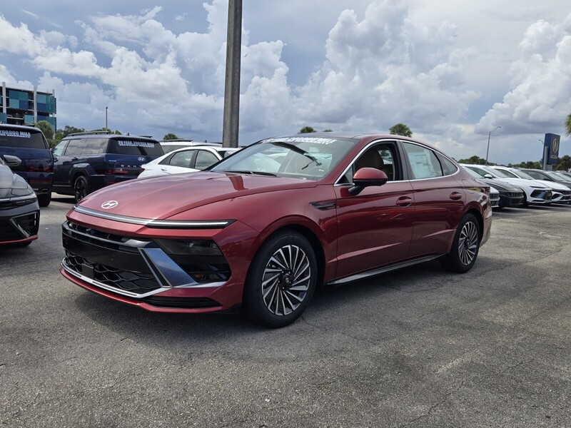 New 2026 HYUNDAI SONATA LIMITED in PLANTATION, FLORIDA
