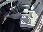New 2027 HYUNDAI KONA SE in PLANTATION, FLORIDA (Photo 5)
