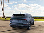 New 2025 LINCOLN NAUTILUS PREMIERE in PEMBROKE PINES, FLORIDA (Photo 8)