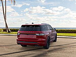 New 2025 LINCOLN AVIATOR RESERVE in PEMBROKE PINES, FLORIDA (Photo 8)