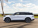New 2025 LINCOLN AVIATOR RESERVE in PEMBROKE PINES, FLORIDA (Photo 3)