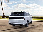New 2025 LINCOLN NAVIGATOR BLACK LABEL in PEMBROKE PINES, FLORIDA (Photo 8)