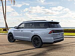 New 2025 LINCOLN NAVIGATOR RESERVE in PEMBROKE PINES, FLORIDA (Photo 4)