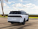 New 2025 LINCOLN NAVIGATOR RESERVE in PEMBROKE PINES, FLORIDA (Photo 8)