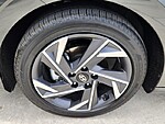 New 2025 HYUNDAI ELANTRA LIMITED in DAVIE, FLORIDA (Photo 5)