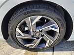 New 2025 HYUNDAI ELANTRA SEL SPORT IVT in DAVIE, FLORIDA (Photo 5)