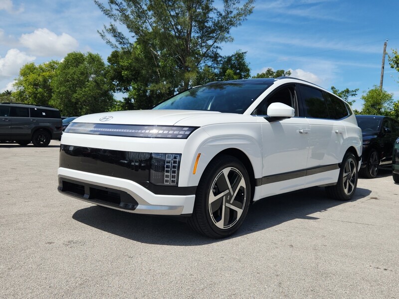 New 2026 HYUNDAI IONIQ 9 PERFORMANCE CALLIGRAPHY AWD in DAVIE, FLORIDA