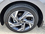 New 2025 HYUNDAI ELANTRA LIMITED IVT in DAVIE, FLORIDA (Photo 5)