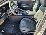 New 2025 HYUNDAI ELANTRA LIMITED IVT in DAVIE, FLORIDA (Photo 6)