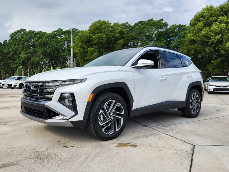 New 2025 HYUNDAI TUCSON LIMITED AWD in DAVIE, FLORIDA