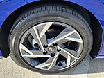 New 2025 HYUNDAI ELANTRA LIMITED IVT in DAVIE, FLORIDA (Photo 5)