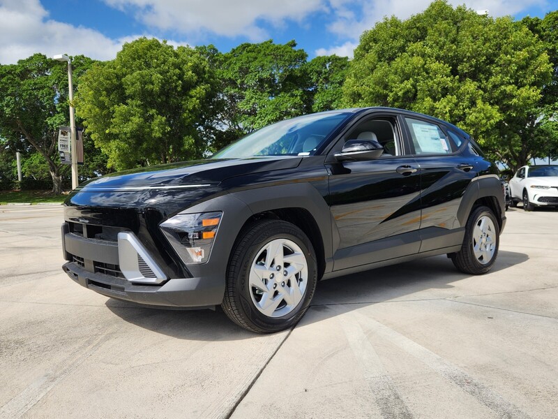 New 2026 HYUNDAI KONA SE FWD in DAVIE, FLORIDA