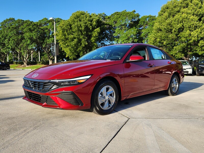 New 2025 HYUNDAI ELANTRA SE IVT in DAVIE, FLORIDA