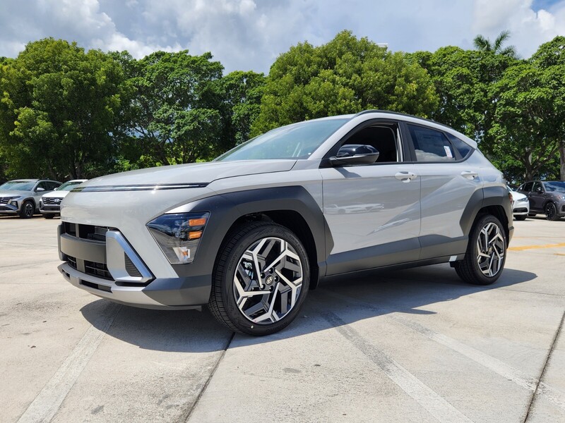 New 2026 HYUNDAI KONA SEL PREMIUM FWD in DAVIE, FLORIDA